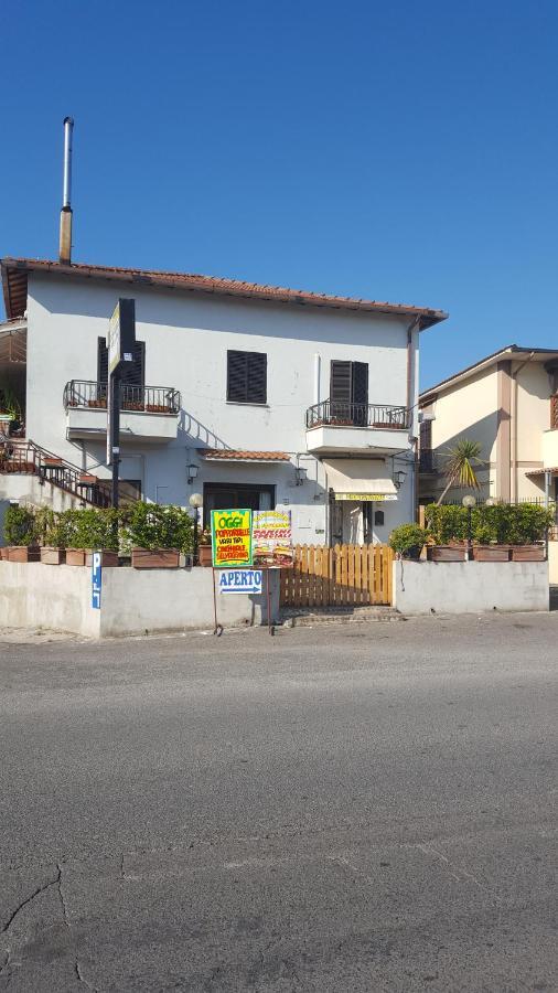 Hotel Al Fontanone Cecchina Exterior foto